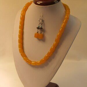 Vintage Amber Butterscotch  Necklace & Earrings Set, 18 inches